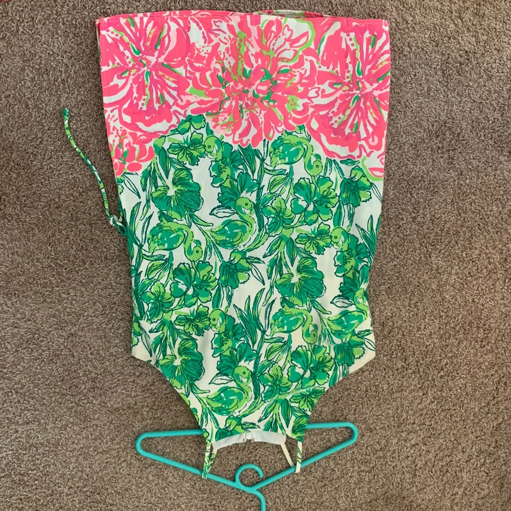 Lilly Pulitzer Donna romper!!